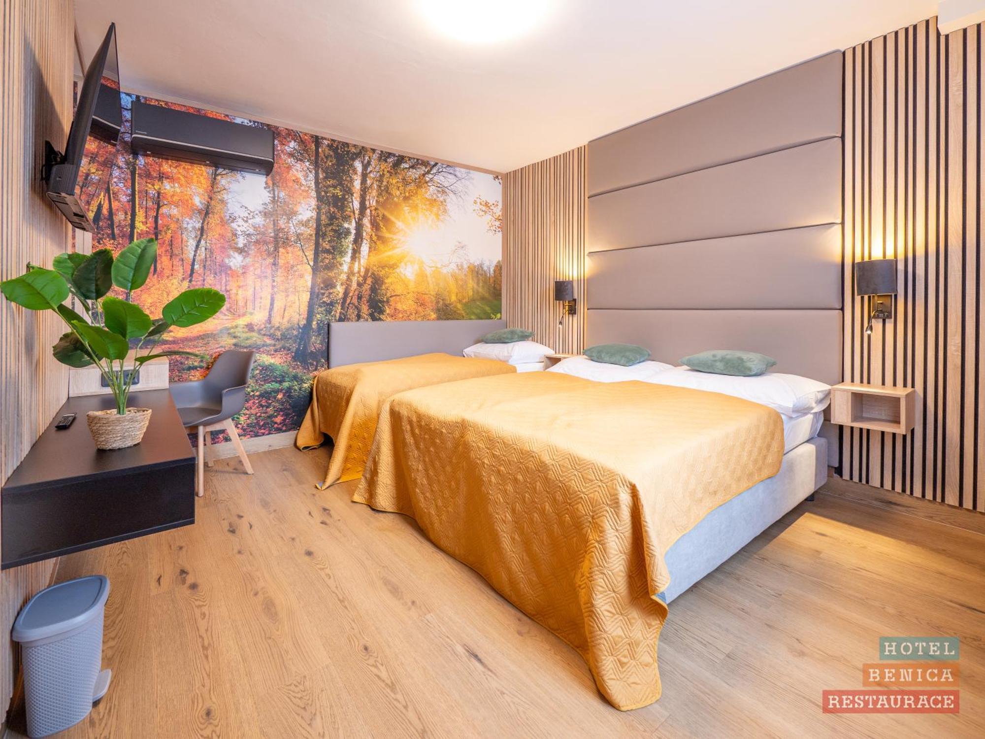 Hotel Benica Benesov  Buitenkant foto