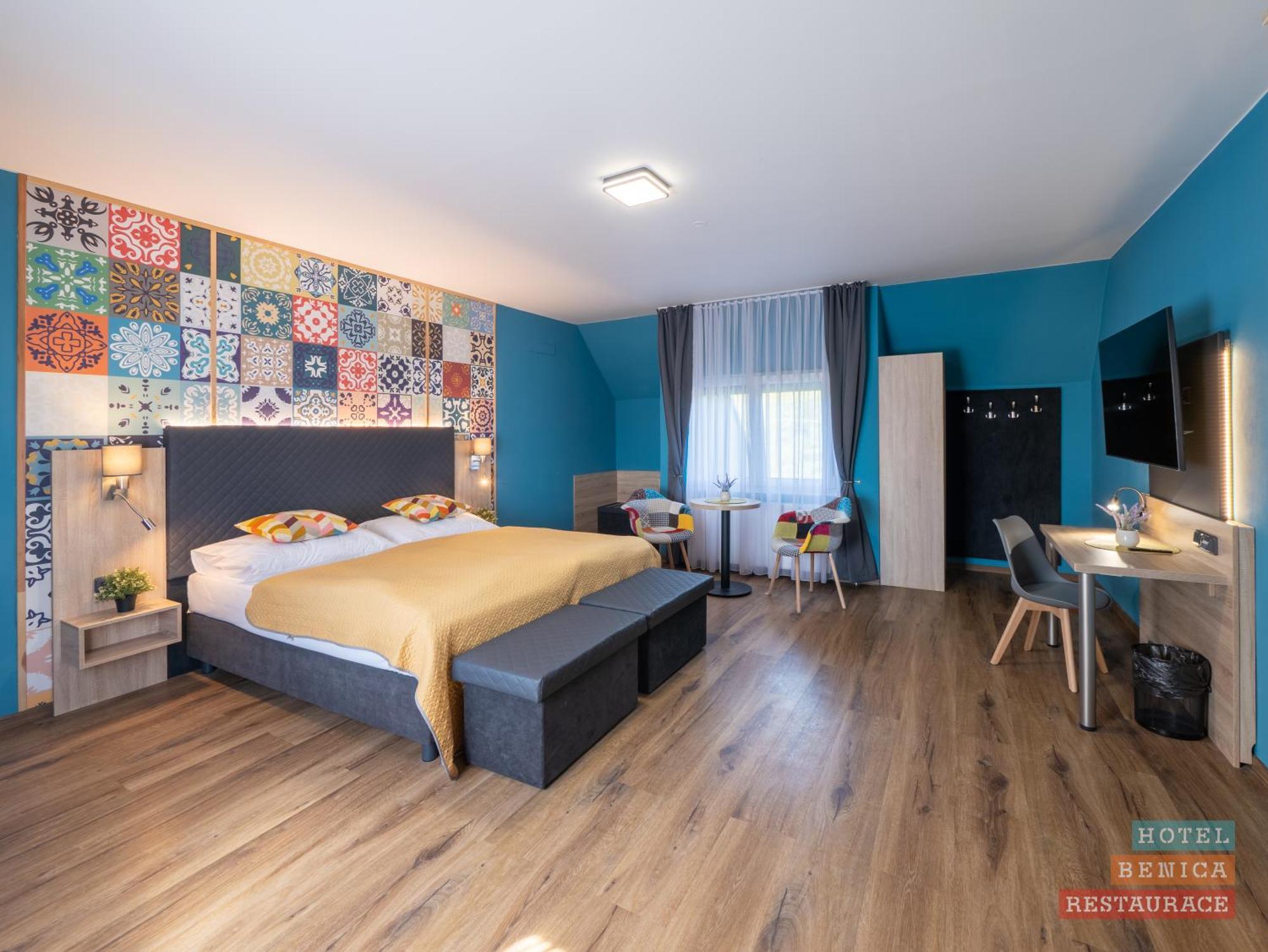 Hotel Benica Benesov  Buitenkant foto