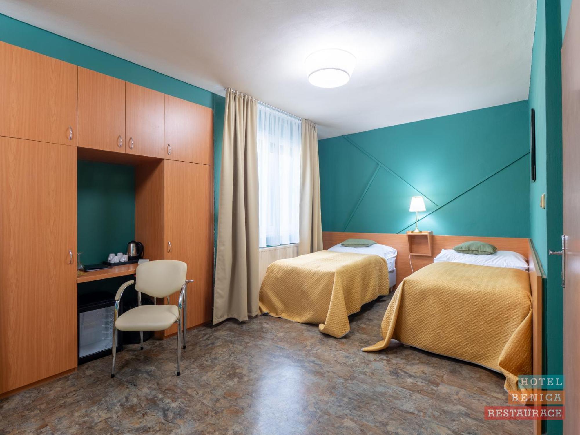Hotel Benica Benesov  Buitenkant foto